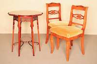 Salontisch, deutsch, um 1900, frÜher Jugendstil, Mahagoni massiv, sechs Beine, innen auf sechs Rocaillen PrÄsentierblatt in Form einer ...