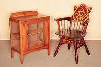 TeeschrÄnkchen, deutsch, um 1920, ArtNouveau , Eiche massiv, z.T. furniert, auf eckigen Beinen, eintÜrig, mit geschliffenem Glas, elegantes ...