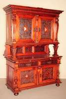 Aufsatzbuffet, deutsch, um 1880, GrÜnderzeit , Eiche und Kiefer massiv, auf KugelfÜßen, schwere Fußleiste, Lisenen mit vorgesetzten ...