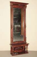 Großer Spiegel mit Konsole, westdeutsch, um 1880/90, Gründerzeit, Korpus Weichholz, Wurzelnußfurnier gespiegelt bzw. doppelt gespiegelt verlegt, ...
