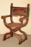 Sogenannter Senatorsessel, deutsch, um 1870, Nußbaum massiv, original Buffellederbezug, dieser abgenutzt bzw. leicht beschädigt, ...