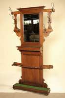 Garderobe, deutsch, um 1890/1900, auf Rahmen gearbeitet, Eiche und Weichholz massiv, reiche Drechselarbeit, symetrisch angeordnet, Oberteil ...