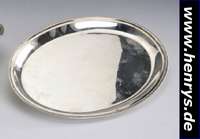 Ovale Anbietplatte, Italien/Venedig um 1950/60, 800er Silber, Rand gerieft, schöneschwere Qualität ca. 455 g, Maße ca. 32 x 23 cm