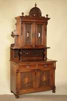 Vielzweckschrank, norddeutsch, um 1890/1900, Eiche massiv, eklektizistisch, Flachschnitzereien a.d. Vollholz, in sich 3-fach geteilt, zwei integr. ...