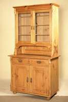Jugendstil-Aufsatzmöbel, deutsch, um 1910, ursprünglich Küchenmöbel, z.T. auf Rahmen gearbeitet, Kiefer und Zierbelkiefer in verschiedener ...