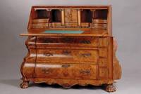 Sekretär, Niederlande, um 1930, Barockstil, Nußbaum mass.u.furniert, Wurzelnußfurnier, 3-schübig, Inneneinrichtung mehrfach geschweift, ...