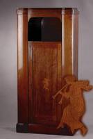 Musikschrank, süddeutsch, um 1900, Jugendstil, Nußbaumholz auf Mahagoni gebeizt, Seiten l.gebaucht, oberer Fries m.hellen u.dunklen Intasien, ...