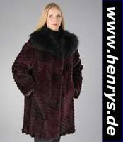 Geschorene Oppossum-Longjacke, mit Fuchskra- gen, Gr. ca. 40, brombeerfarbene gefärbte geschorenen Oppossum Felle, in Rautenoptik, l.ausgestellte ...