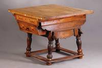 Rhön-Tisch, deutsch, um 1760, mass.Eiche u. Weichholz, 2-schübig, Schubladen m. dickem Ahorn-u.Nußbaumfurnier, Zierleiste 3-fach getreppt, ...