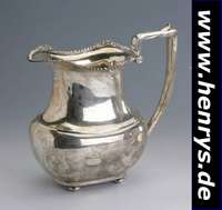 Karaffe, Amerika, Lord Robert, 925er Silber, bauchige Form, Rand mit Kordelverz. und Muscheldekor, 4 Kugelfüße, H. ca. 24 cm, ca. 1005 g