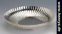 Anbietschale, Amerika, 925er Silber, Rand mehrfach gelappt, klassisch, zeitlos, D. ca. 26.5 cm, H. ca. 6 cm, ca. 695 g