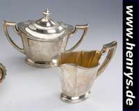 Sahnegießer und Zuckerdose mit Deckel, Amerika, 925er Silber, klassische, zeitlose Form, in Andeutung des Empirestils, Standringe getreppt (bei ...