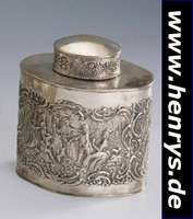Tabakdose, deutsch, Hanau um 1900, 800er Silber, umlaufende Landschaftsszenerie mit Personenstaffage, abstrakt floral verz., H. ca. 11 cm, ca. 200 g