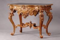 Konsolentisch, süddeutsch, Würzburger Raum, um 1750-60, Eiche massiv, fein geschnitzt mit Rocaillen, Blumen-u.Wappenornamenten, über dünnem ...