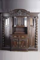 Vielzweckschrank, deutsch, 1908/10, Eiche furnier/massiv, freistehende gedrechselte Säulen, komplett auf Rahmen gearbeitet, Bronzebeschläge, org. ...