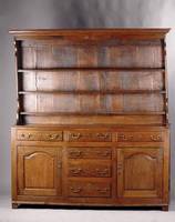 Vielzweckschrank, Elsass/Lothringen, 1. Hälfte 19. Jhd., Eiche massiv, komplett auf Rahmen gearbeitet, Unterteil: 6 integr. Schubladen, 2-türig, ...