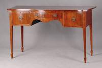 Sideboard, England, spätviktorianisch, 1900, Korpus WH, frontal 3-fach geschweift, verlaufende spitze Beine, diese 4-eckig m. zylinderhaftem ...