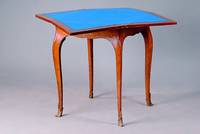 Spieltisch, Frankreich, um 1870, Korpus HH, Satin- u. Rosenholz z.T. gesp. verlegt, Banintarsien, Füße m. Bronzeschühchen im Barockstil, ...