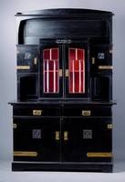 Aufsatzbuffet, Jugendstil, um 1905/06, Eiche/HH, schwarz lackiert, großzügige Aufteilung, in Quadraten mittig festgel. Schnitzteil, orig. ...