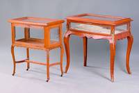Teetisch, deutsch, um 1920, Gestell Eiche massiv, a. Rahmen gearb., facett. Glas, 2-seitig zu öffnen, Vitrinenteil für Teegeschirr, orig. Rollen, ...