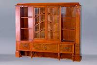 Bücherschrank, deutsch/Ungarn, 30er Jahre, Korpus Edelholz, Palisander/Ahornfurnier z.T. Wurzelfurnier gesp. verlegt, Seitenteile großflächig ...