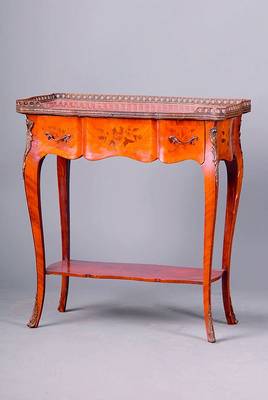 Beistelltisch, Frankreich, 50/60er Jahre, nach dem Vorbild v. 1760, sog. Etagere, Rosenholz gesp. verlegt, Blumenintarsien, allseitig geschweift, ...