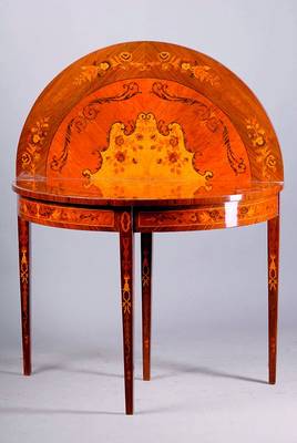 Konsolentisch, nach engl. Vorbild v. 1770/80 , Korpus WH/HH, Palisander/Rosenholz, reich intarsiert: z.T. Makassar u. Wurzelnuß, dopp. Rocaillen u. ...