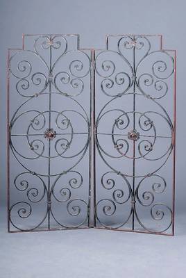 Zwei Ziergitter, Frankreich, 30er J., schmiedeeisern, ca.97x42cm, korrodiert