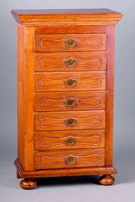 Chiffonier, deutsch, aus alten Teilen, 7 Schubladen, Eiche massiv, Barock, sparsame Schnitzereien, Gebr.-Sp., ca. 110x64x38 cm