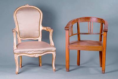 Stuhlsessel, n.franz.Vorb.von 1750, Buche, goldfarben gefasst, Bänder u.Blütenverz., Polsterung u.Bezug alt belassen, Erneuerung empf., Nagelverz., ...