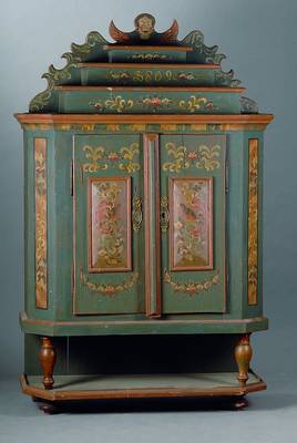 Bauernschrank, deutsch, um 1860, unter Verwendung alter Teile von 1780, WH, Malerei um 1860/70, Ecken abgeflacht, Schlagleiste 5 -fach getreppt, ...