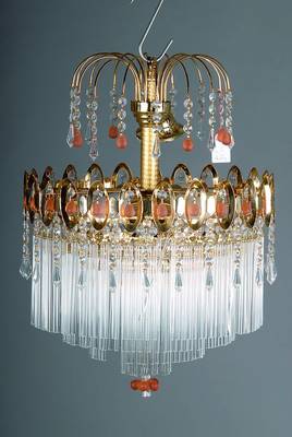 Kristalllüster, Spanien, Anfang 50er Jahre, vergoldeter Messingkranz, mit mundgeblasenen Glasapplikationen aus Murano und Klarglasstäben, ...