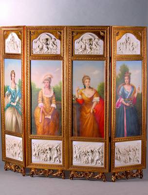 Vierteiliger Paravent, nach franz. Vorbild von1770/80, Rahmen Holz geschnitzt, Kunststoffeinlagen in Form v. Putti und Szenen der Fortuna, versch. ...