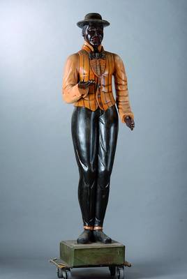 Lebensgroßer "Stummer Diener", Asien, ca. 20-30 Jahre alt, Hartholz, bunt bemalt, l. Altesspuren, spannungsrissig, H. 205 cm