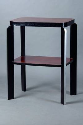 Beistelltisch, Frankreich, um 1935/40, auf 4Beinen, 2 Ablagefächer, abgerundete Ecken, Gebr.-Sp., ca. 80x65x44 cm