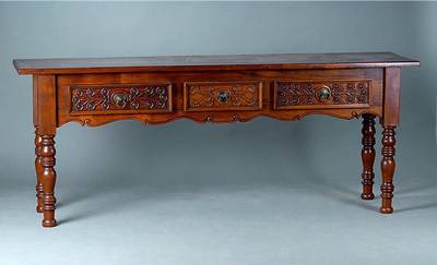 Sideboard, nach südfranz. Vorbild v. 1860, Kastanienholz, 3-schübig, Front reich geschnitzt, abstrakt floral, Beine gedrechselt, Zarge geschweift, ...