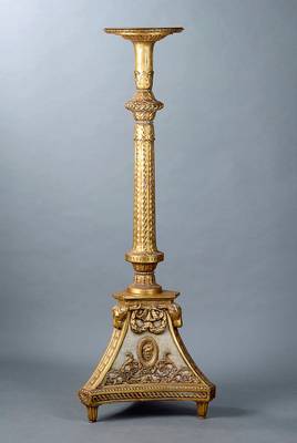 Säule, nach venizianischem Vorbild v. 1770, WH, goldfarben gefasst, reich geschnitzt in Form v. Blüten, Blättern, Schleifen und Köpfen, st. ...