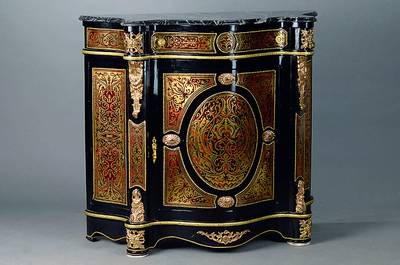 Halbschrank, nach franz. Vorbild v. 1870, Napoleon III, schwarz gelackt, 1-türig, 1 Schublade, goldfarbene Appliken, reich verziert, ...