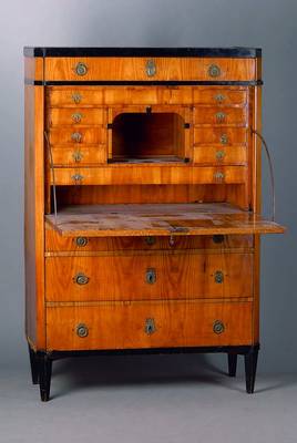 Sekretär, um 1815/20, Biedermeier, orginal Schloss, Beschläge später, Geheimfach, 4 -schübig, Klappe, Inneneinrichtung: 8-schübig,2 ...