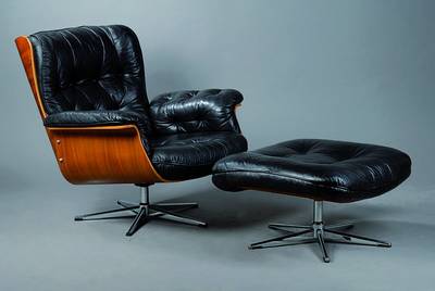 Lounge-Chair mit Fußschemel, 60/70er Jahre, Schichtholzschalen, fünffüssiger Metallfuß, orig. genoppter Lederbezug gereinigt, guter orig. ...