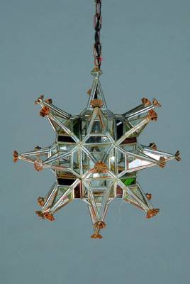Deckenlampe, Orient, um 1900, in Form eines Morgensterns, z.T. mit bunten Glaseinsätzen, eine Seite zu Öffnen, eine Brennstelle, später ...