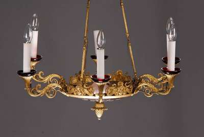 Deckenleuchter, Empirestil, um 1870, 6 Arme mit 6 Brennstellen und zwei Mittel- Brennstellen, mittig orig. Glaseinsatz rot überfangen geschliffen ...