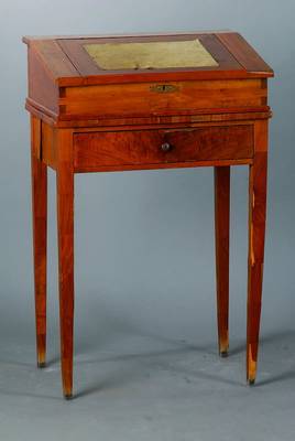 Reiseschreibtisch/Pult, wohl England, um 1830 , Marriage, Unterteil und Oberteil zusammengesetzt, Kirschbaum, 1-schübig, aufklappbar, ohne ...