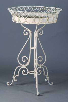Blumentisch, Eisen, um 1900-10, Eisengestell weiß gefasst, reiche Volutenverz., Lackierung teils besch., alt belassen, Alterssch., H. 89 cm, D. 58 cm