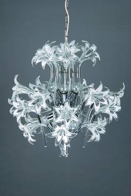 Deckenlampe, Murano/Italien, 70er Jahre, Metallmonturen mit eingesteckten Blüten, diese farbloses mundgeblasenes Glas mit weiß- opaken ...