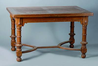 Ausziehtisch, Gründerzeit, um 1880, Eiche massiv, gedrechselte Beine, Alterssch., ca. 77x130x90 cm