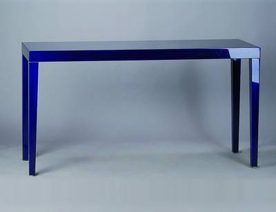 Hochwertiger Designer-Lacktisch, blau-schwarze Pinsellackierung per Hand, Oberfläche spritzlackiert, Gebr.-Sp., ca. 75x140x45 cm