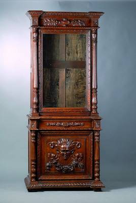 Aufsatzschrank, Frankreich, um 1870, Eiche, gedrehte Säulen, Oberteil 1-türig verglast, Unterteil 1-türig, 1-schübig, aufwendige Blätter- und ...