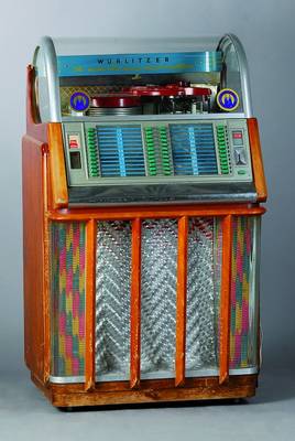 Musikbox, Wurlitzer, 50er Jahre, Multi -Selector Phonograph, Serial-Nr. 185631, Sicherung festgezogen, Alterssch., teils besch., Fkt. nicht geprüft. ...