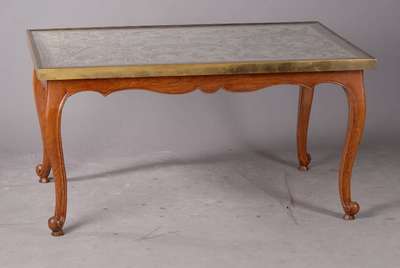 Tisch, im Barockstil, mit feiner türkischer Seidenstickerei, Eiche, Platte m. Stickerei unter Glas, diese um 1860/90, mit Drahtgeflecht, ...